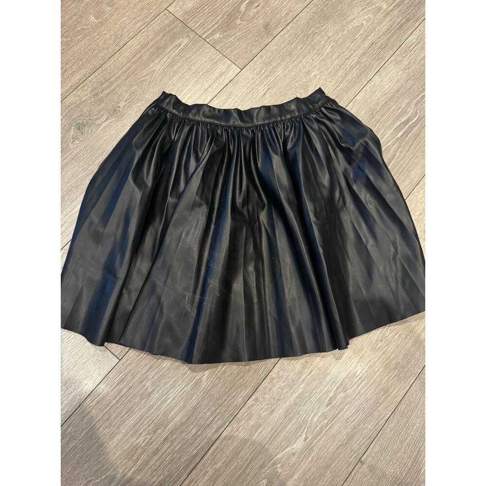 SHEIN Black Faux Leather Pleated Mini Skater Skirt Size S